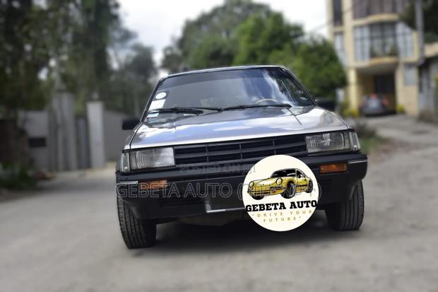 Toyota Corolla 1986 Silver