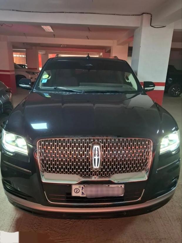 Lincoln Navigator Black Label 2022 Black