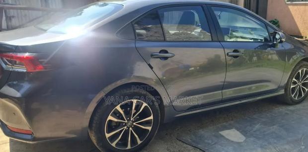 Toyota Corolla 2022 Gray
