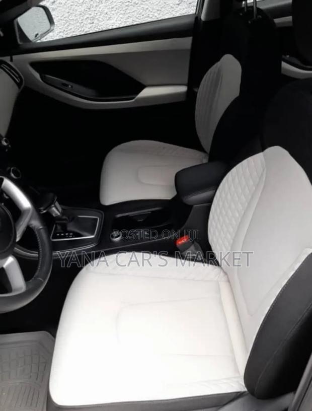 New Hyundai Creta 2023 Silver