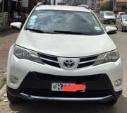 Toyota RAV4 2015 White for sale
