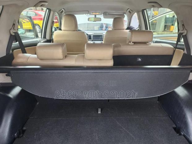 Toyota RAV4 2015 White