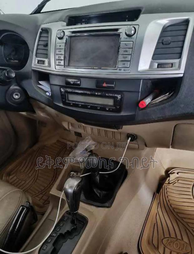 Chevrolet Captiva 2022 Gray
