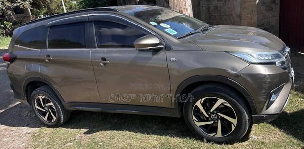 Toyota Rush 1.5 RWD 2019 Gray