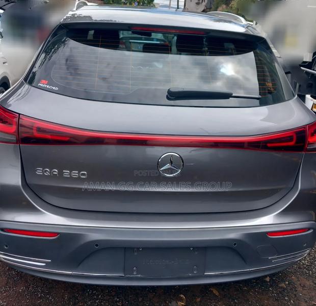 New Mercedes-Benz EQE 2024 Gray