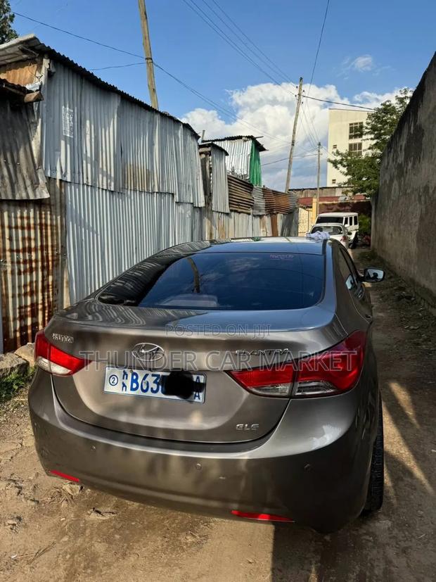 Hyundai Elantra 2014 Gray