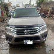 Toyota Hilux 2017 Gray for sale