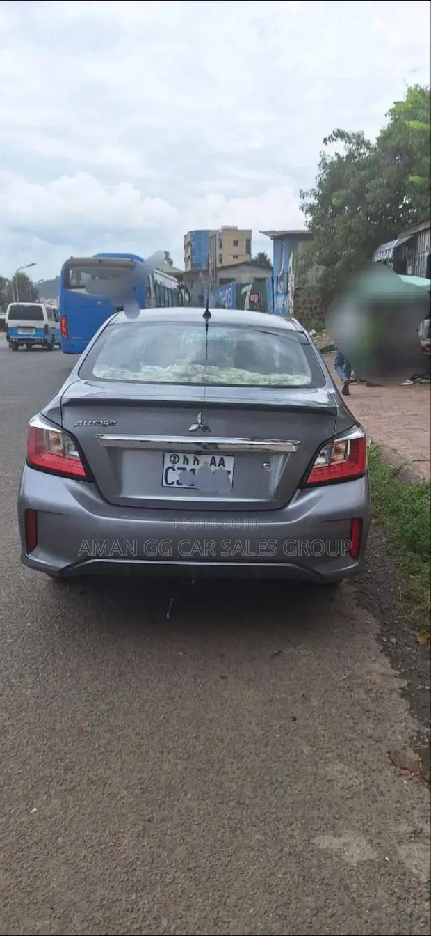 New Mitsubishi Attrage 2022 Gray