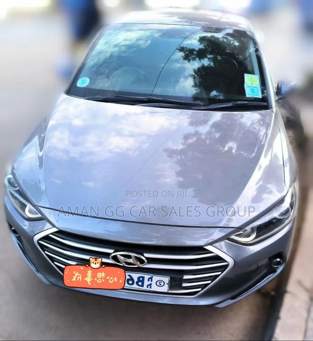 Hyundai Avante 2017 Gray