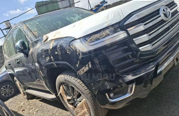 New Toyota Land Cruiser 2025 Black