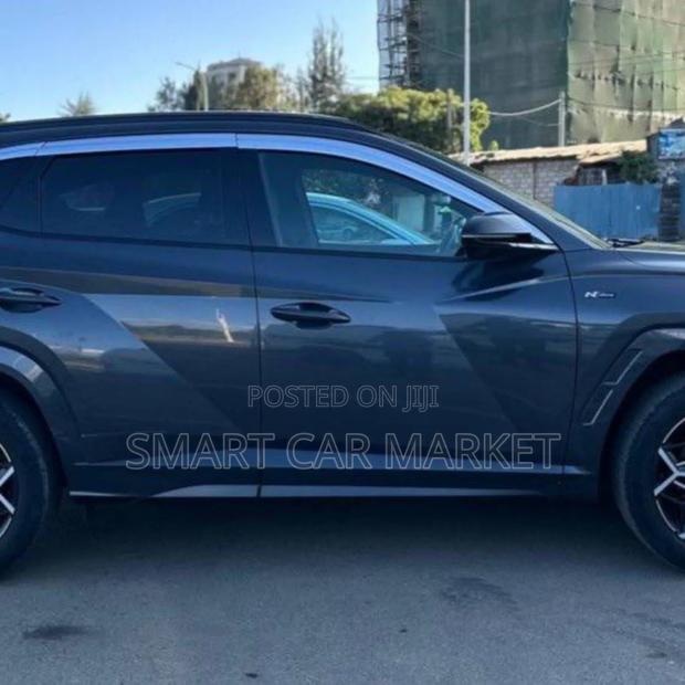 Hyundai Tucson 2023 Gray