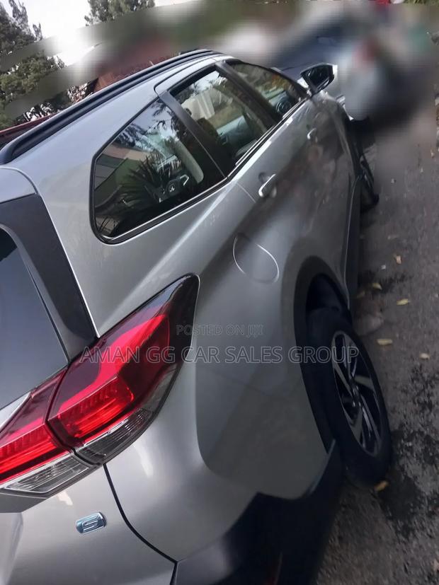 Toyota Rush 2021 Silver