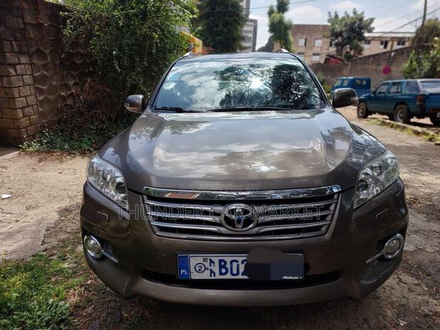 Toyota RAV4 2012 Gray