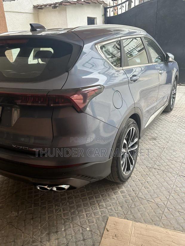 Jetour X70 Plus 2022 Blue