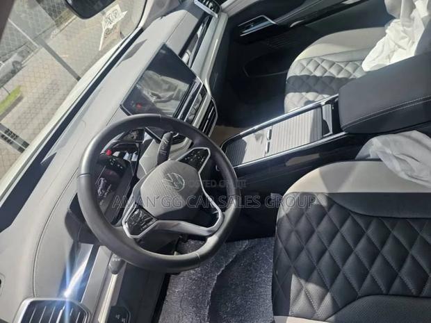 New Volkswagen ID.6 2023 White