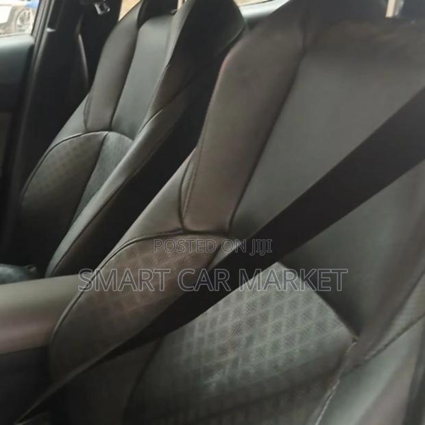 Toyota C-HR 2020 Brown