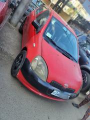 Toyota Vitz 2000 Red for sale
