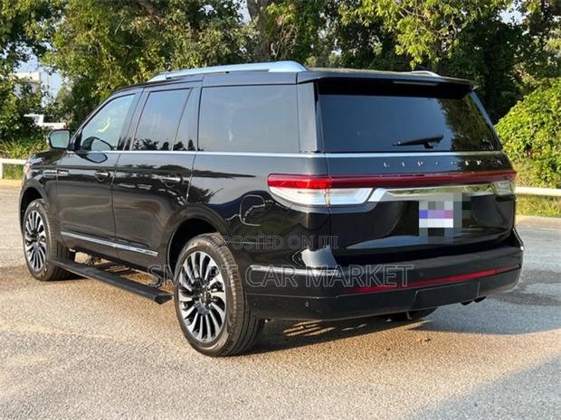 Lincoln Navigator 2022 Black