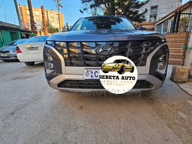 Hyundai Creta 2023 Silver