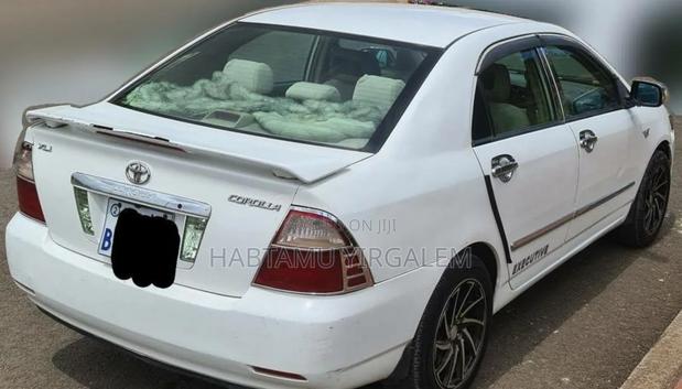 Toyota Corolla 2007 Ivory
