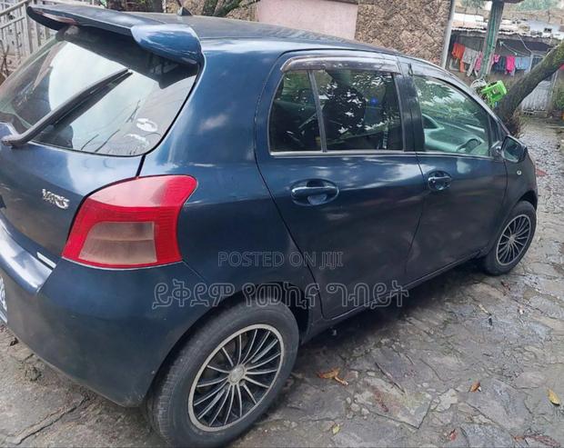 Toyota Yaris 2005 Blue