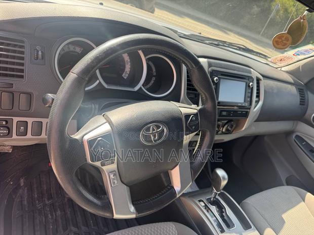 Toyota Tacoma 2014 Silver