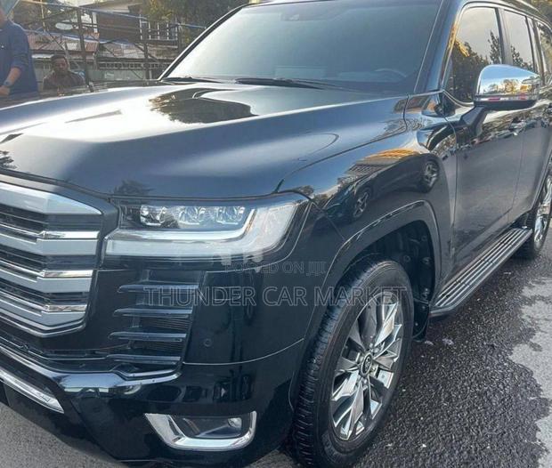 Toyota Land Cruiser 2023 Black