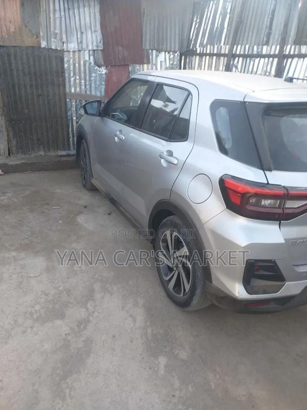 Toyota Raize 2022 Silver
