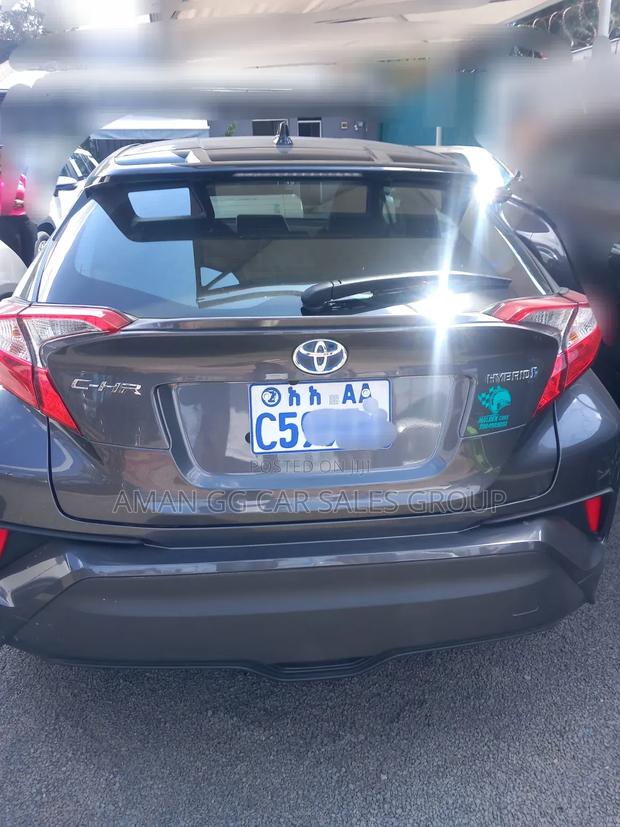 New Toyota C-HR 2024 Matt Black
