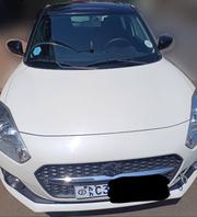 Suzuki Swift 2022 White for sale