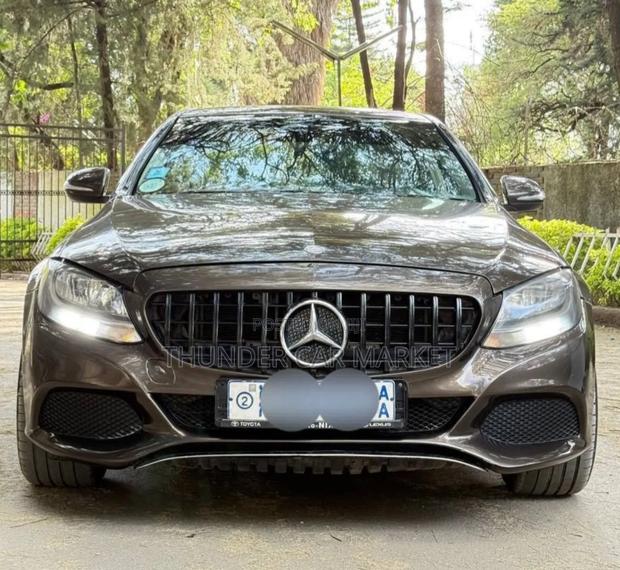 Mercedes-Benz C180 2014 Gray