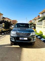 Toyota Hilux 2015 Gray for sale