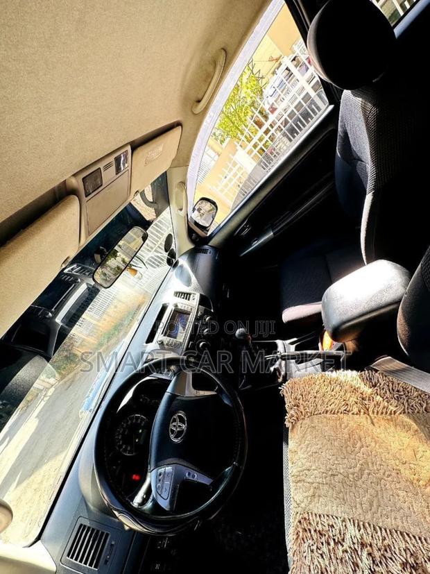 Toyota Hilux 2015 Gray