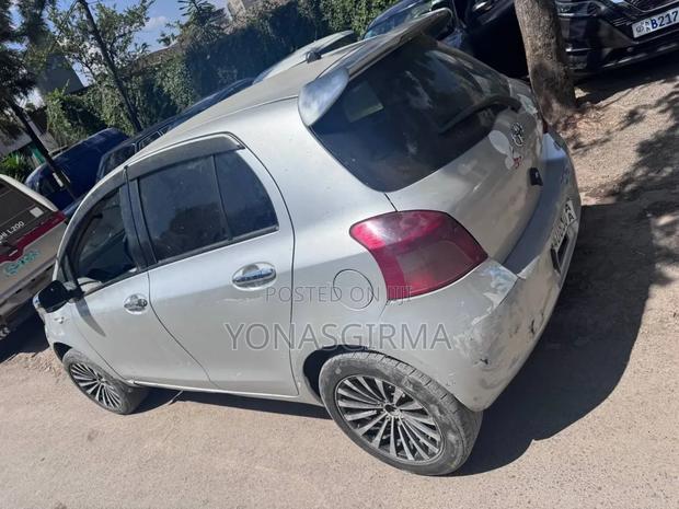 Toyota Yaris 2008 Silver