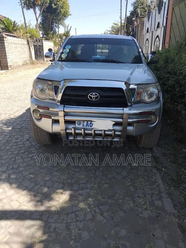 Toyota Tacoma 2008 Silver