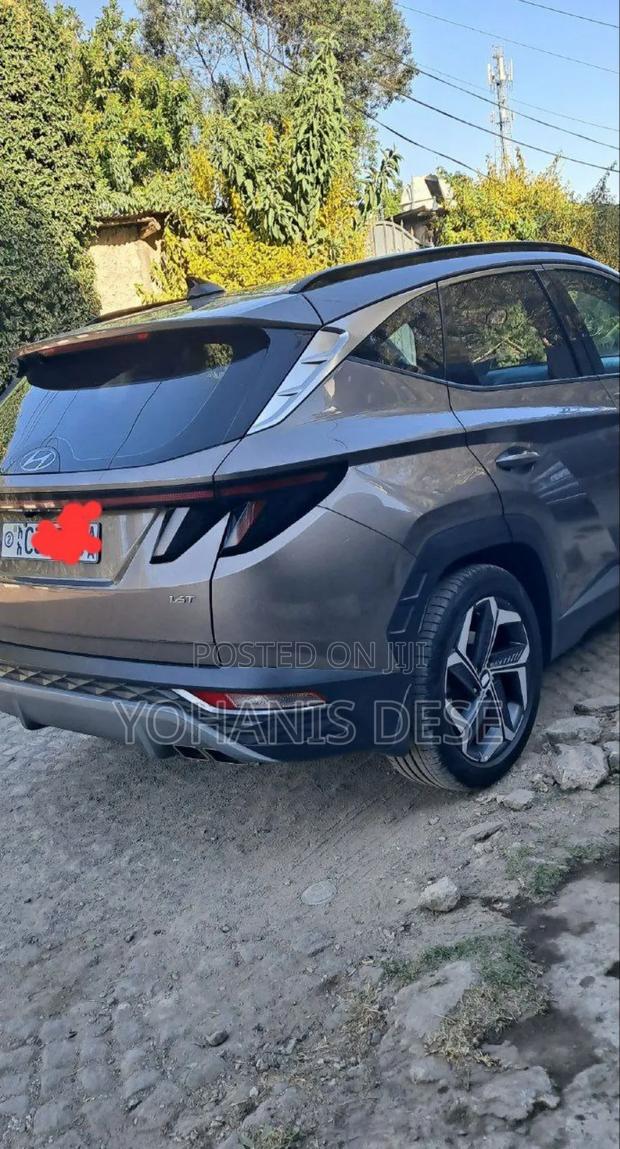 Hyundai Tucson 2022 Silver