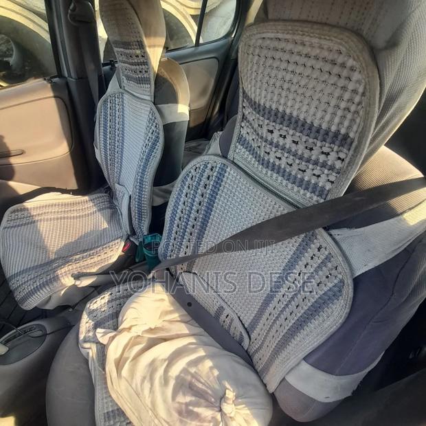 Toyota Platz 2001 Silver