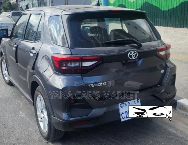 Toyota Raize 2022 Gray