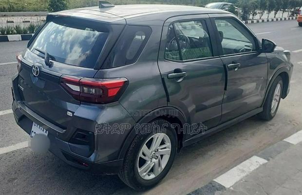 Toyota Raize 2022 Gray