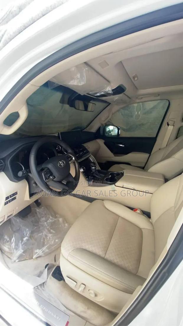 New Toyota Land Cruiser 2023 White