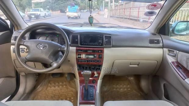 Toyota Corolla 2003 Silver