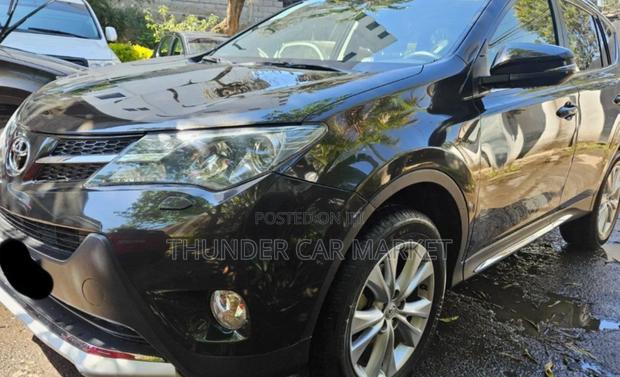 Toyota RAV4 2016 Gray