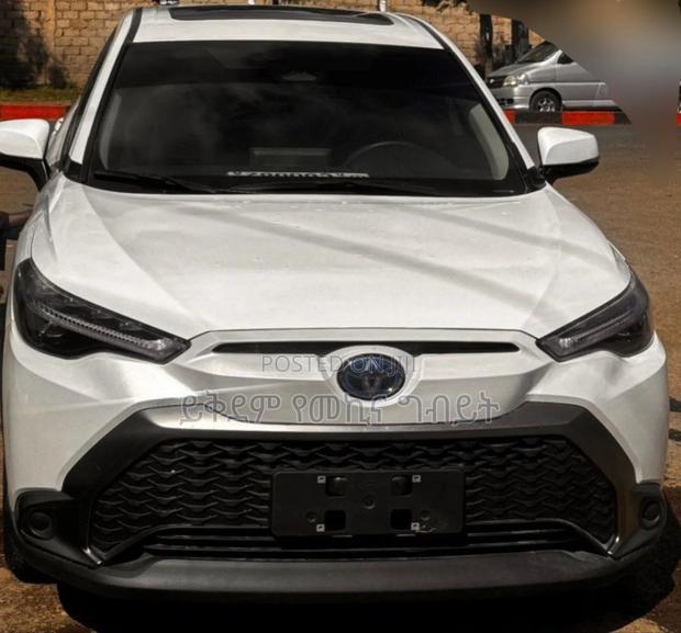 Toyota Corolla 2023 White
