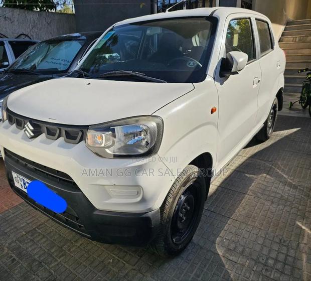 Suzuki S-Presso 2021 White