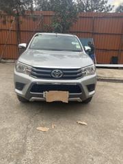 Toyota Hilux 2017 Gray for sale