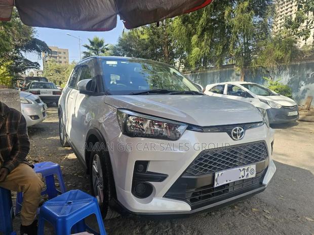Toyota Raize 2022 White