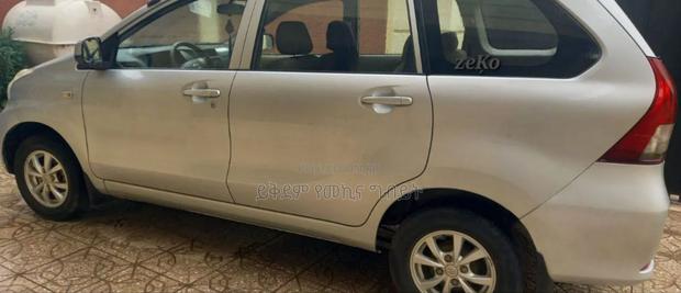 Toyota Avanza 2015 Silver