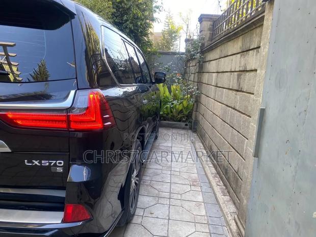 Lexus LX 570 AWD 2020 Black