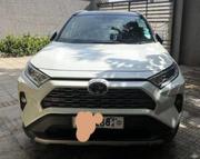 Toyota RAV4 2021 White for sale