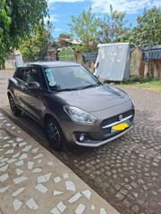 Suzuki Swift 2022 Gray for sale